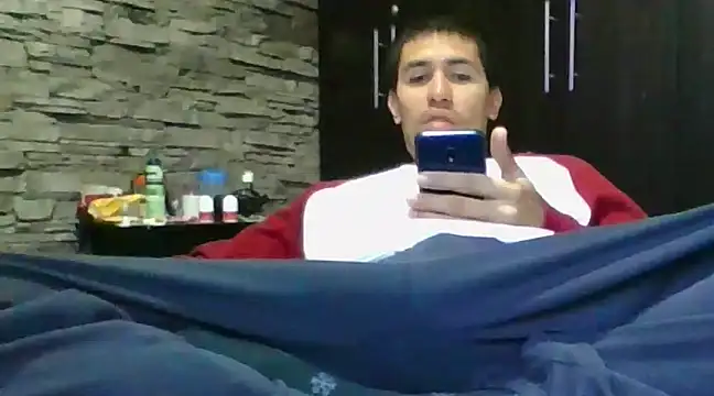 Snapshot of Sexylatin64 chatting on January 17, 10:49 pm Sexylatin64 online show from January 17, 10:49 pm