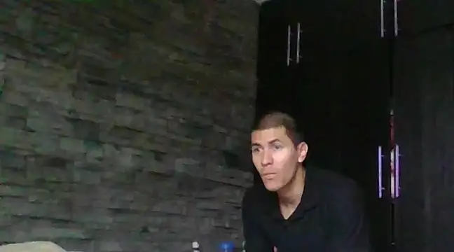 Snapshot of Sexylatin64 chatting on March 17, 2:47 pm Sexylatin64 online show from March 17, 2:47 pm