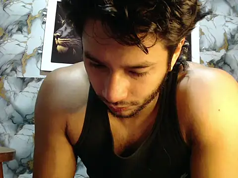 Snapshot of alextonbruno chatting on September 23, 7:35 pm alextonbruno online show from September 23, 7:35 pm