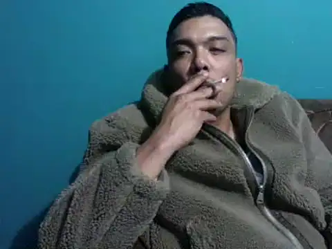 Snapshot of TUMORENO1 chatting on February 16, 2:33 am TUMORENO1 online show from February 16, 2:33 am