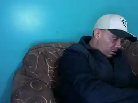 Snapshot of TUMORENO1 chatting on February 22, 12:27 am TUMORENO1 online show from February 22, 12:27 am