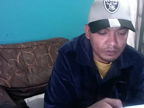 Snapshot of TUMORENO1 chatting on January 27, 10:49 pm TUMORENO1 online show from January 27, 10:49 pm