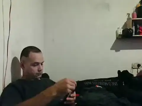 Lolosalvage83 online show from March 22, 8:15 pm