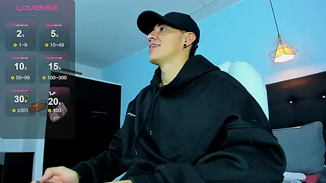 Lobo 17  online show from December 5, 3:57 am