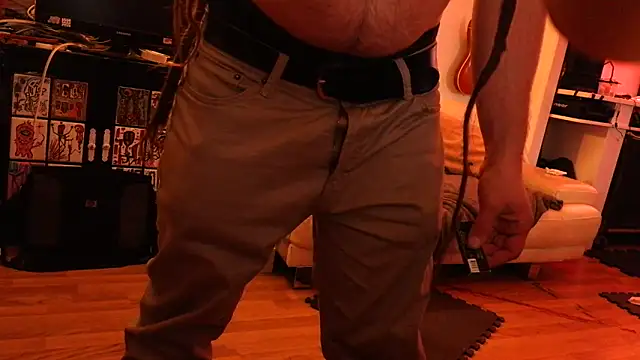 QcMisterv13 online show from February 1, 11:53 am