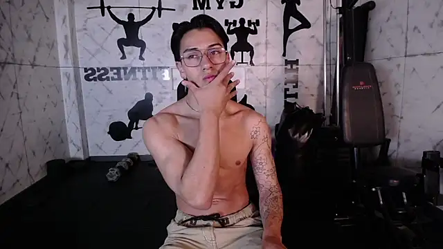 Andy Joy  online show from May 6, 12:06 pm