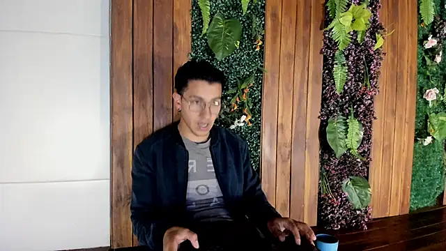 Andy Joy  online show from January 9, 1:16 pm