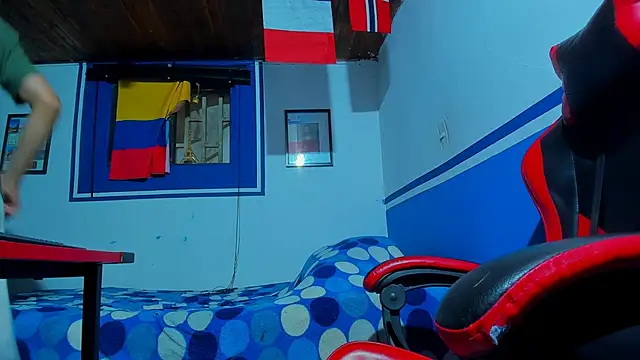 maxowens oficial online show from March 8, 7:18 pm