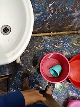 Ishan003 online show from December 21, 2:47 pm