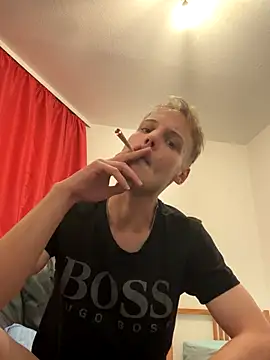 YummyPatrol94 online show from September 13, 4:24 am