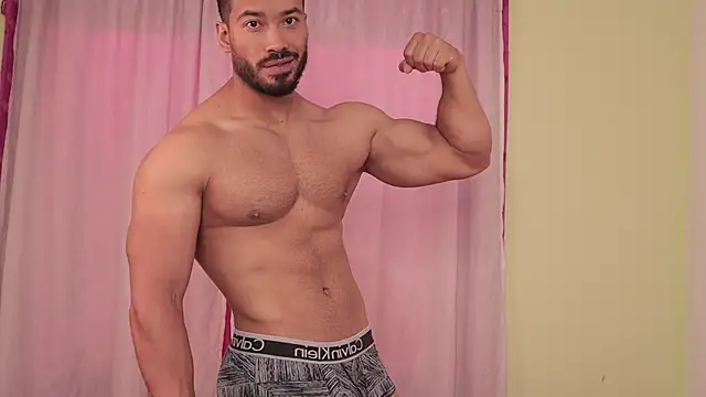 Snapshot of freddsexxx chatting on January 7, 1:21 pm freddsexxx online show from January 7, 1:21 pm