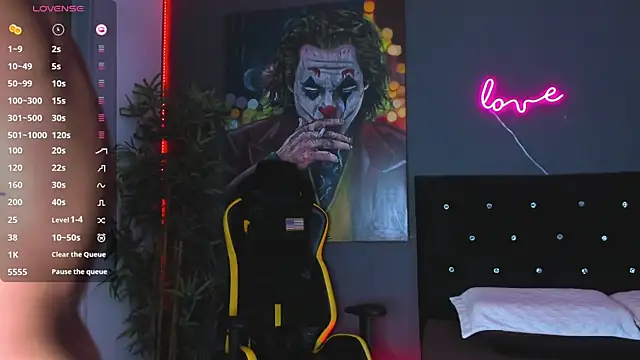 Snapshot of jordan_mayers02 chatting on March 5, 10:11 am jordan mayers02 online show from March 5, 10:11 am