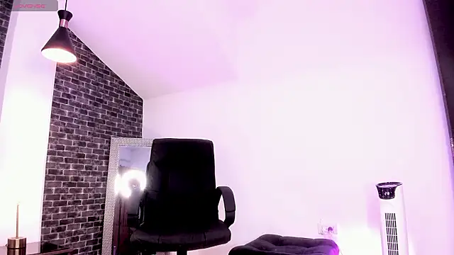 Dantesuarez28 online show from March 18, 3:31 am