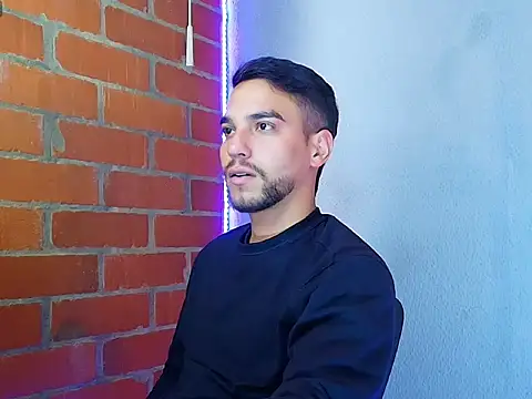 Snapshot of Leandro_valenzuela chatting on September 16, 8:53 pm Leandro valenzuela online show from September 16, 8:53 pm