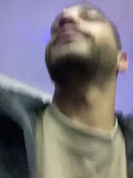 Leandro valenzuela online show from April 28, 11:48 am