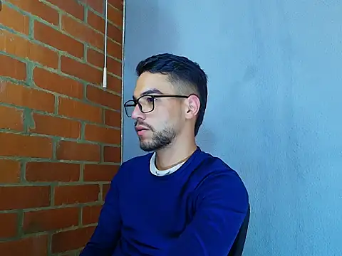 Snapshot of Leandro_valenzuela chatting on September 12, 8:53 pm Leandro valenzuela online show from September 12, 8:53 pm