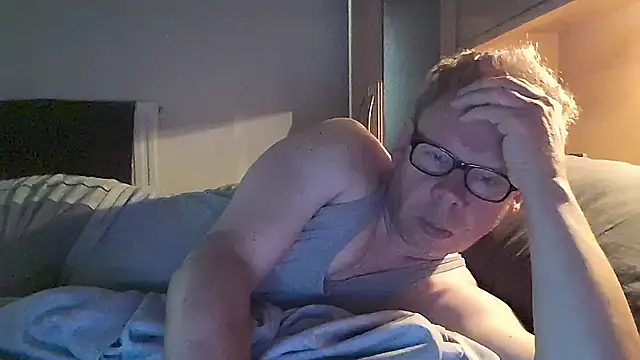 Snapshot of kinkyslet8 chatting on September 14, 6:59 am kinkyslet8 online show from September 14, 6:59 am