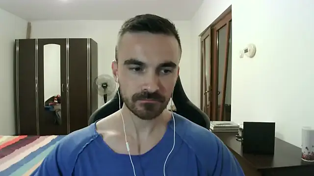 Snapshot of mu5clemania2 chatting on October 17, 6:12 pm mu5clemania2 online show from October 17, 6:12 pm