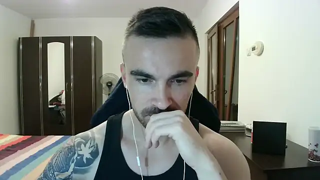 Snapshot of mu5clemania2 chatting on October 24, 6:20 pm mu5clemania2 online show from October 24, 6:20 pm