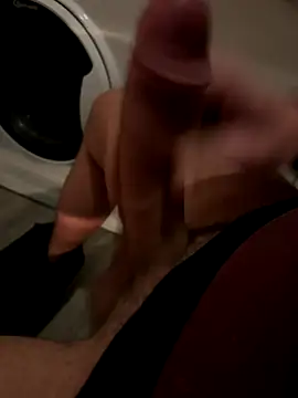 Snapshot of YoungCouple0604 chatting on November 1, 9:19 pm YoungCouple0604 online show from November 1, 9:19 pm