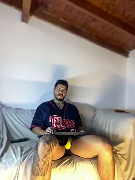 AndresSmith   online show from April 21, 10:43 am