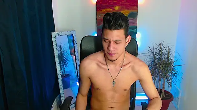 Snapshot of dirtyboy_23 chatting on October 10, 1:21 am dirtyboy 23 online show from October 10, 1:21 am