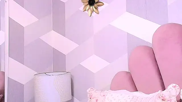 KylieMonnett online show from October 14, 7:43 pm