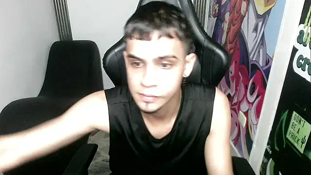 Snapshot of zacariasss_ chatting on December 31, 10:12 pm zacariasss online show from December 31, 10:12 pm