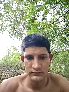 Valentinacuc online show from May 12, 11:40 am