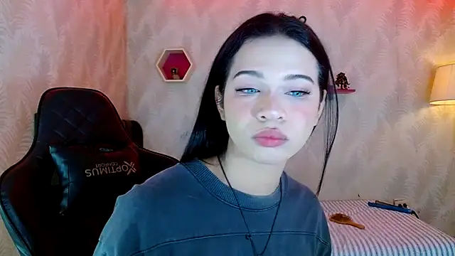 andy bell x online show from October 26, 2:46 am