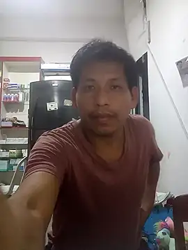 Snapshot of activo202 chatting on October 22, 1:09 am activo202 online show from October 22, 1:09 am