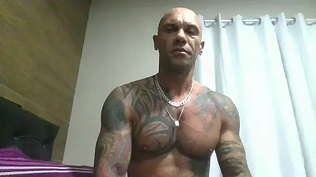 Arc8njoblack online show from April 27, 6:10 am