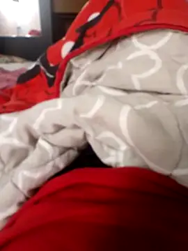 jhondivulga18 online show from April 28, 10:42 am