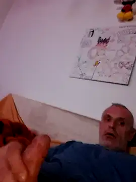 Girl lover79 online show from October 19, 1:43 am