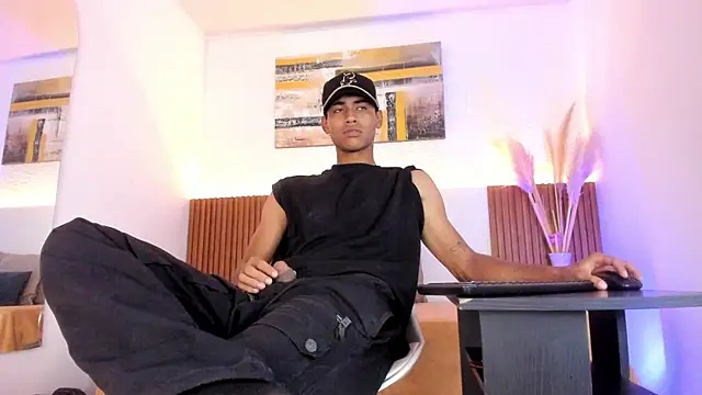 zander 2120 online show from May 6, 1:55 pm