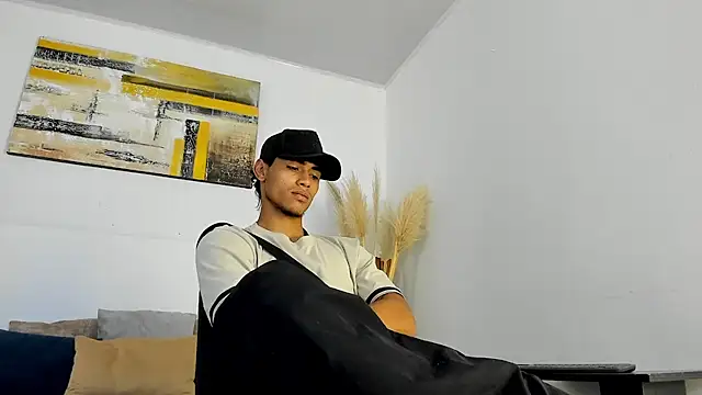 Snapshot of zander_2120 chatting on September 25, 1:21 pm zander 2120 online show from September 25, 1:21 pm