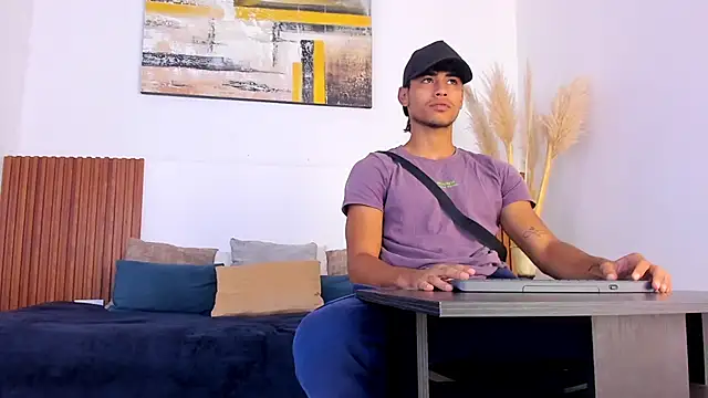 Snapshot of zander_2120 chatting on September 19, 1:55 pm zander 2120 online show from September 19, 1:55 pm