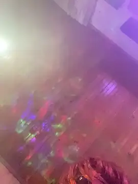 laye19 online show from October 24, 6:26 am