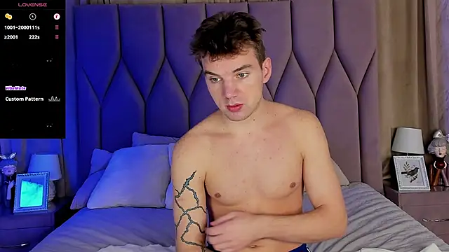 Snapshot of ArthurWhitee chatting on January 31, 3:09 am ArthurWhitee online show from January 31, 3:09 am