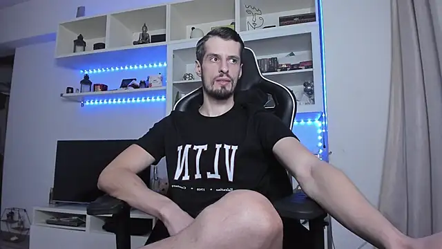 ToddClaytonn online show from November 2, 12:37 am