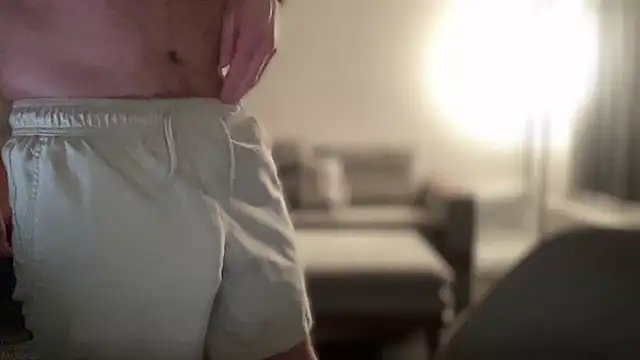 PeytonJohnn online show from March 29, 9:42 am