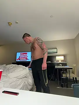 PeytonJohnn online show from March 19, 7:55 am