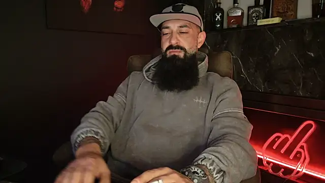 axxelrich  online show from December 16, 4:52 am