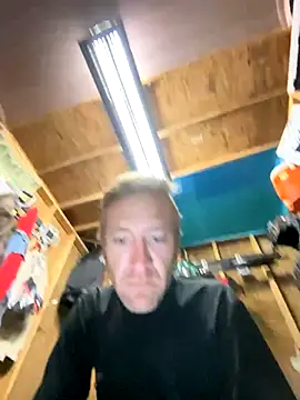 bentoverblonde online show from November 2, 3:00 am