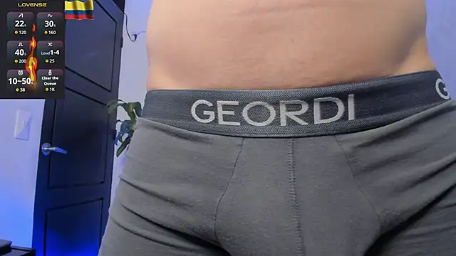 Snapshot of Yeiko_Romero_ chatting on November 1, 10:14 pm Yeiko Romero online show from November 1, 10:14 pm