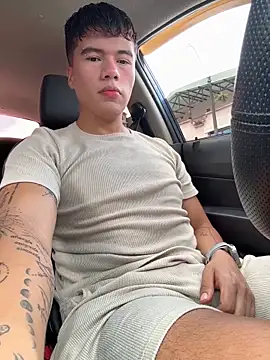 Logan smith1 online show from April 27, 3:52 pm