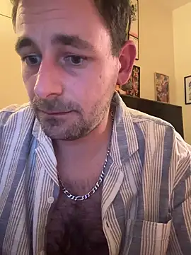 Snapshot of defbond420 chatting on October 12, 9:53 pm defbond420 online show from October 12, 9:53 pm