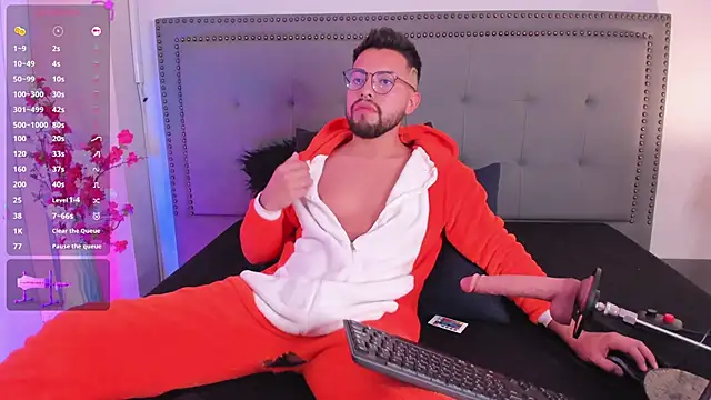 LuccaMallard online show from April 10, 4:08 am