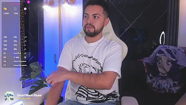 LuccaMallard online show from March 30, 4:19 pm