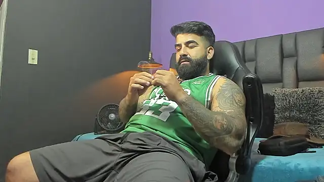 Lyon vach online show from March 5, 12:07 am